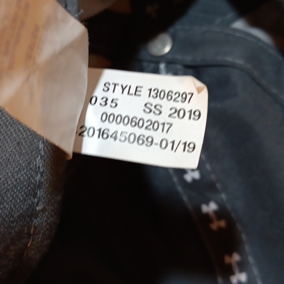 Ladies Under Armour Baseball Cap - Picture 4 of 7